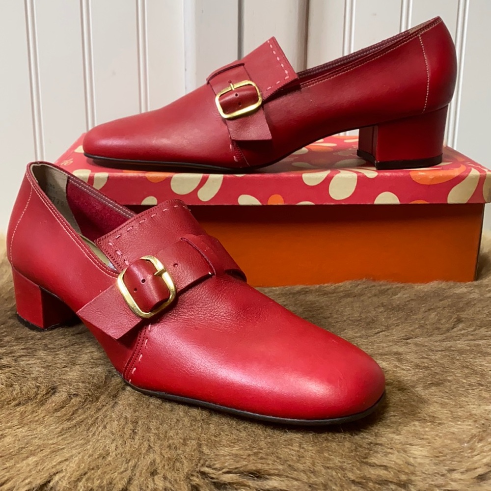 NEW 60s Vintage Buster Brown Mod Heels Shoes 9.5